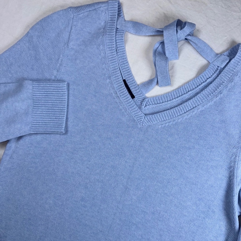 Talbots Sweater Womens M Light Blue Pima Cotton V-Neck Tie Back Long Sleeve